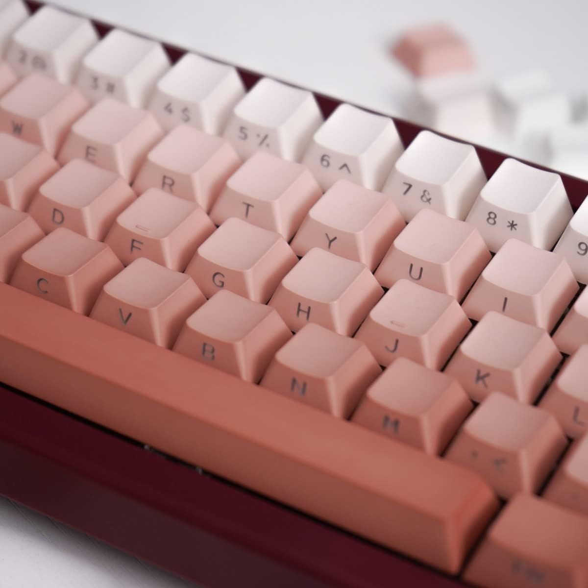 PBT Doubleshot Gradient Keycaps Set Backlit Pink Shine Through Custom OEM Profile Side Keycaps for 60% 65% 70% 75% Cherry MX Keyboard